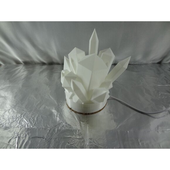 Crystal-Inspired LED Table Lamp With Geometric Design & Warm White Glow - Picture 10 of 15